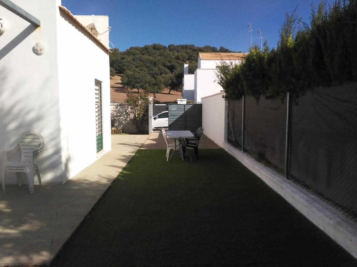Hueznar Rural Pensionat San Nicolás del Puerto Exteriör bild